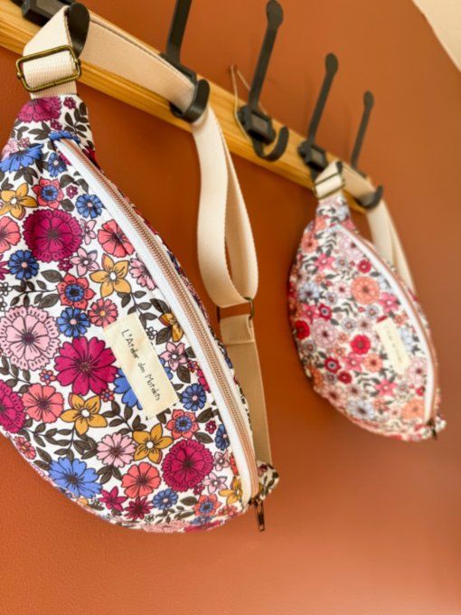 Sacs banane adulte Fleurs Printanières - Rose Fuchsia