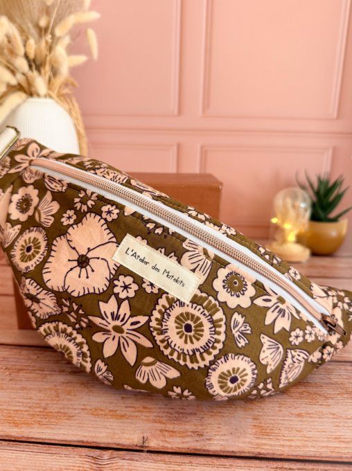 Sacs banane adulte Floral rose sur fond kaki 