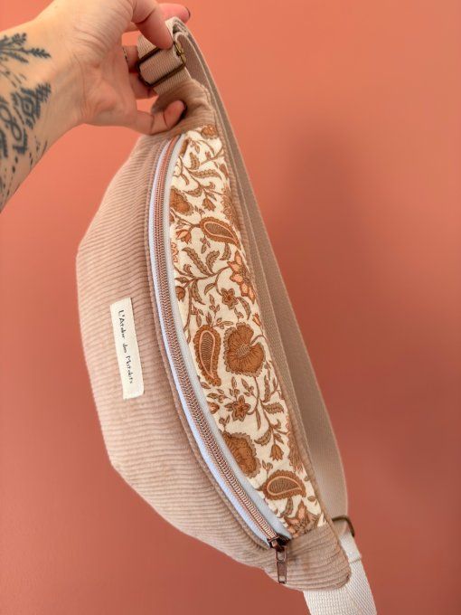 Sacs banane adulte à fleurs indiennes bohème et velours beige